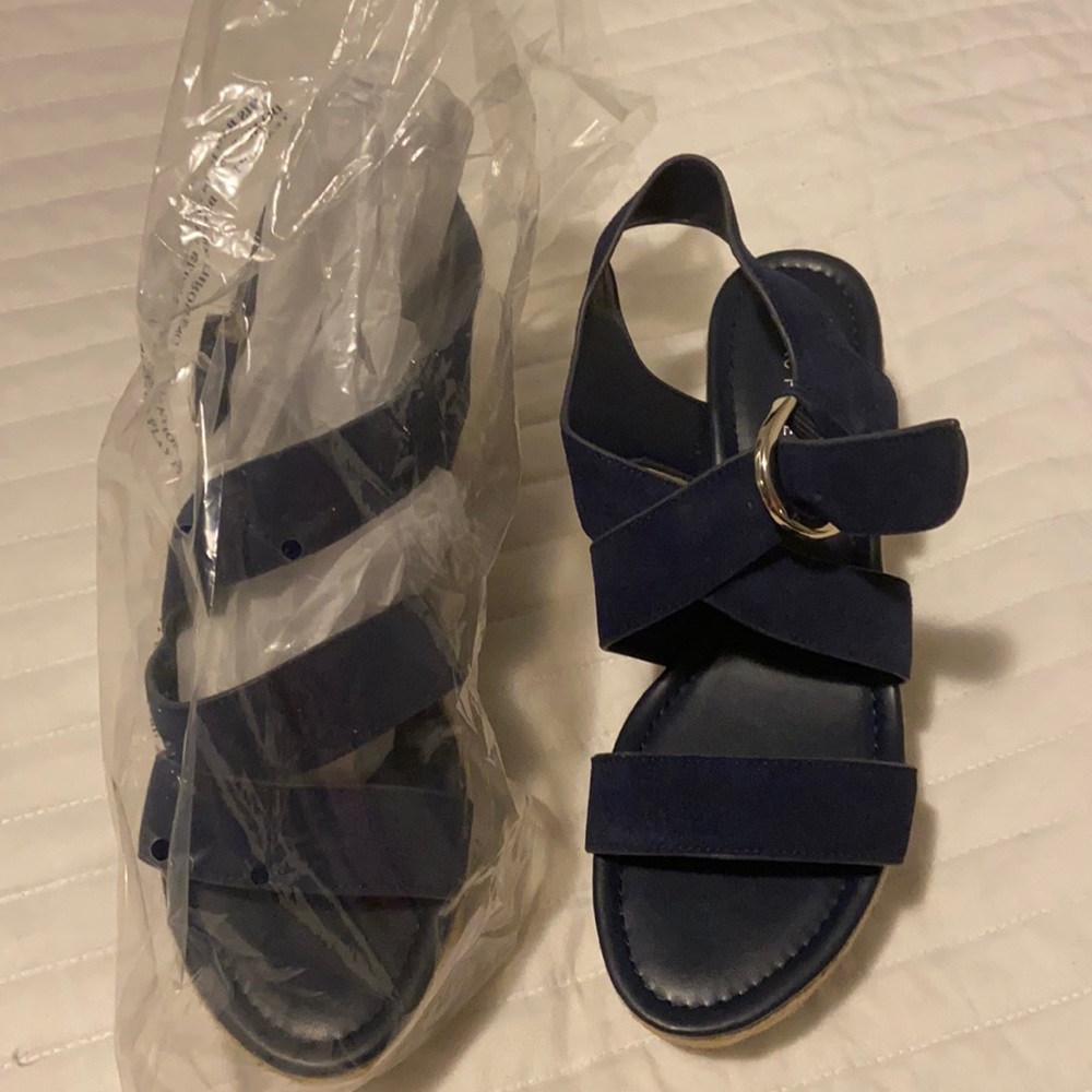 Marc fisher wedge sandals